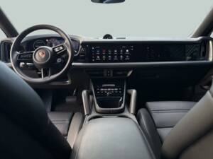 Bild 4/8 von Porsche Cayenne Coupé E-Hybrid (2024)