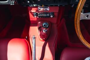 Image 38/50 de Jaguar Type E 3.8 (1963)