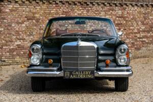 Afbeelding 17/50 van Mercedes-Benz 280 SE (1969)