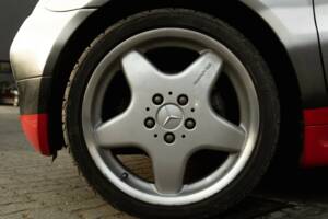 Image 10/41 of Mercedes-Benz A 160 "F1 Häkkinen Edition" (1999)