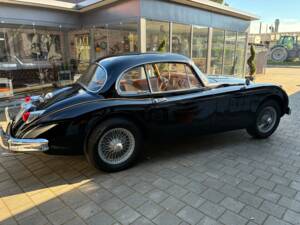 Image 6/46 de Jaguar XK 150 3.8 SE FHC (1960)