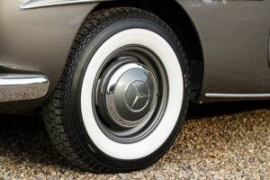 Bild 23/50 von Mercedes-Benz 190 SL (1961)