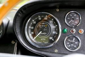 Image 35/50 of Gordon-Keeble GT (1964)