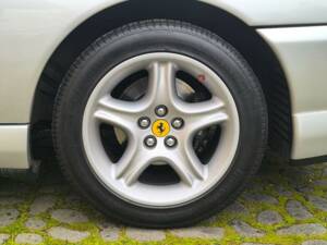 Image 22/47 of Ferrari 456 GT (1994)