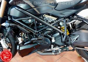 Image 27/33 of Ducati 848 EVO (2012)