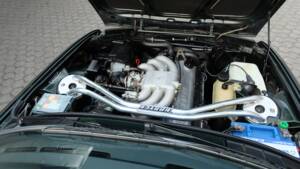 Immagine 45/48 di BMW 325i (1986)