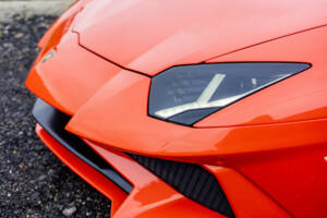 Image 8/47 de Lamborghini Aventador LP 700-4 (2013)