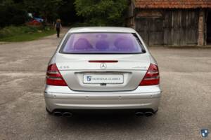 Image 5/72 of Mercedes-Benz E 55 AMG (2002)
