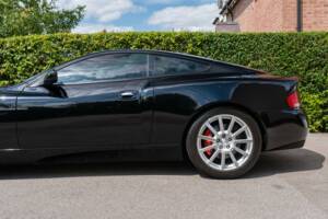 Afbeelding 12/42 van Aston Martin V12 Vanquish S Ultimate Edition (2007)