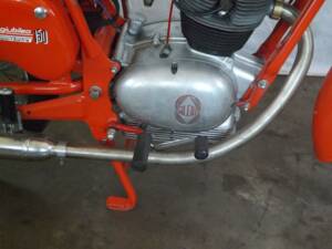 Image 9/50 de Gilera Giubileo 150 (1963)