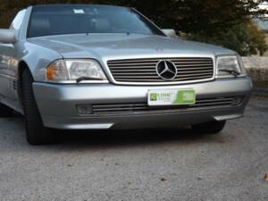 Image 43/50 de Mercedes-Benz SL 280 (1995)