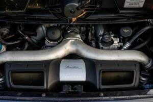 Bild 33/38 von Porsche 911 Turbo (2007)