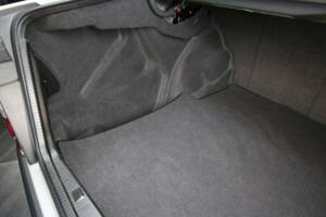 Afbeelding 36/50 van Mercedes-Benz 230 CE (1988)