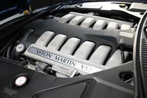 Image 8/50 of Aston Martin DB 7 GT (2004)