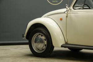 Bild 37/50 von Volkswagen Käfer 1600 (1996)