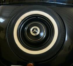 Image 12/50 de Mercedes-Benz 170 V Saloon (1938)