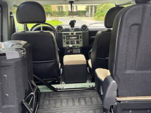 Imagen 7/10 de Land Rover Defender 110 Heritage (2015)