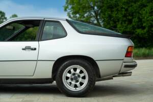 Afbeelding 14/49 van Porsche 924 (1985)
