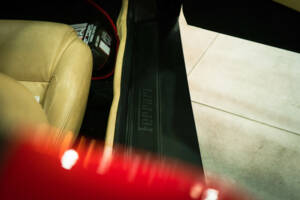 Image 16/33 of Ferrari 348 TS (1990)
