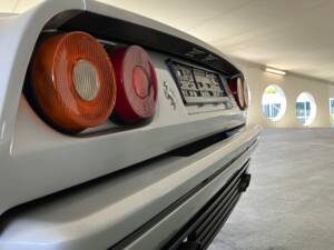 Image 11/18 of Ferrari 328 GTS (1986)