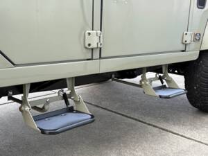 Bild 11/21 von Land Rover Defender 110 (2005)