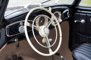Image 14/37 of Volkswagen Beetle 1200 Hebmüller (1949)