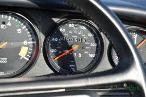 Image 46/50 of Porsche 911 Carrera 3.2 (1987)