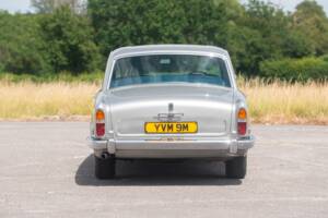 Image 17/50 of Rolls-Royce Silver Shadow I (1973)