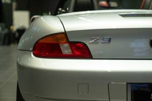 Bild 18/50 von BMW Z3 Convertible 3.0 (2001)
