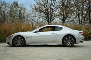 Bild 5/50 von Maserati GranTurismo S (2009)