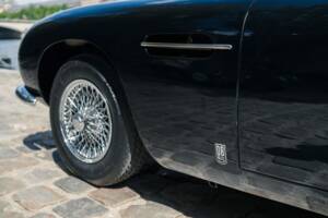 Afbeelding 23/75 van Aston Martin DB 5 Volante (1964)