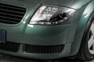 Bild 17/50 von Audi TT 1.8 T (2001)