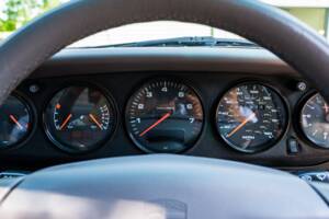 Bild 35/62 von Porsche 911 Carrera 4 (1996)