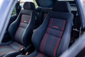 Afbeelding 7/46 van Volkswagen Golf I GTI 1.6 (1993)