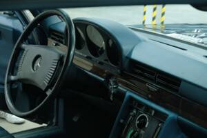 Image 40/50 de Mercedes-Benz 450 SE (1973)