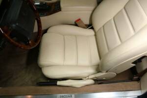 Image 13/49 de Jaguar XJS 4.0 (1995)