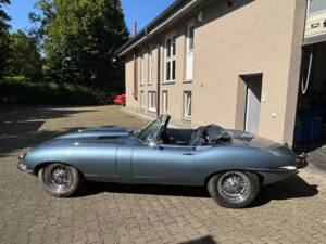 Afbeelding 15/17 van Jaguar Type E 4.2 (1965)
