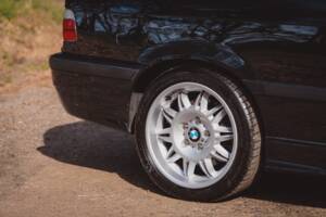 Immagine 14/37 di BMW M3 (1997)