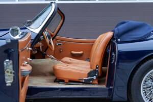 Imagen 4/5 de Jaguar XK 150 SE DHC (1957)