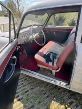 Immagine 8/13 di Opel Olympia Rekord Caravan (1954)