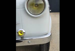 Bild 18/48 von Piaggio Vespa 400 (1957)