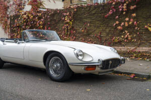 Image 9/21 de Jaguar E-Type V12 (1973)