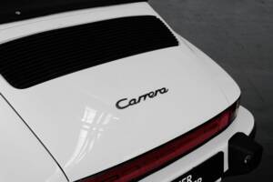 Image 44/46 de Porsche 911 Carrera 3.2 (1984)