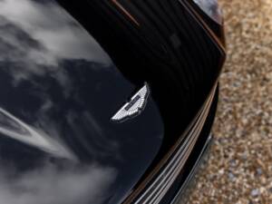 Image 8/77 of Aston Martin DBS (2009)