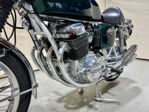 Image 13/16 of Honda CB 750 Four (1973)