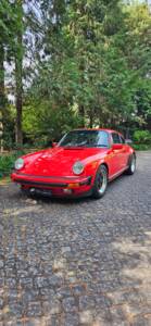 Immagine 22/37 di Porsche 911 Carrera 3.2 (1985)