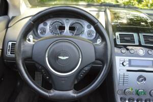Bild 45/50 von Aston Martin DB 9 Volante (2005)