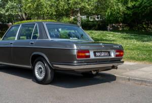 Image 12/29 of BMW 3,3 L (1975)