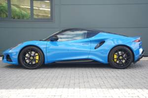 Image 6/50 of Lotus Emira "First Edition" (2022)