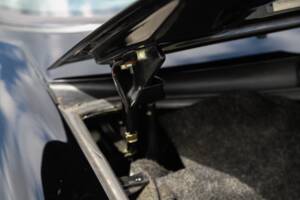 Image 36/108 de Porsche 911 Carrera 3.2 (1989)